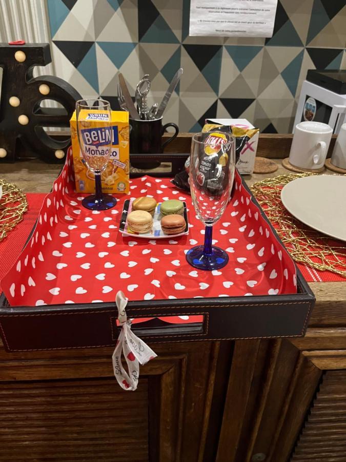Spabyelleetlui Spa Rouge Ou Bleu Mouscron Kültér fotó